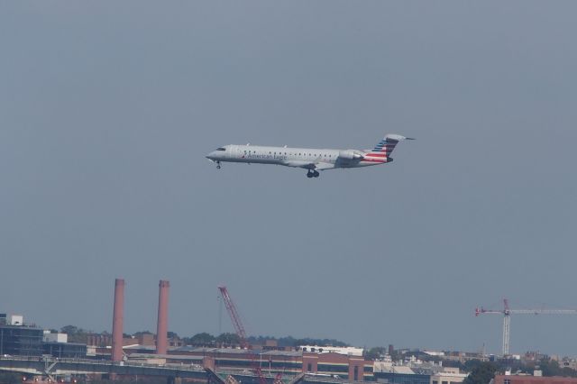 Canadair Regional Jet CRJ-200 (N716PS)