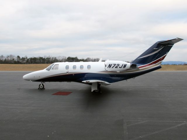 Cessna Citation CJ1 (N72JW) - A very nice CJ.