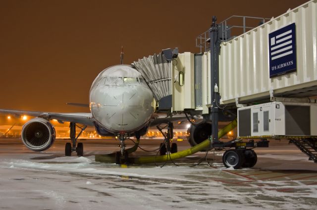 Airbus A319 (N737US) - Early Sunrise !