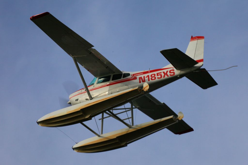 Cessna Skywagon (N185XS)