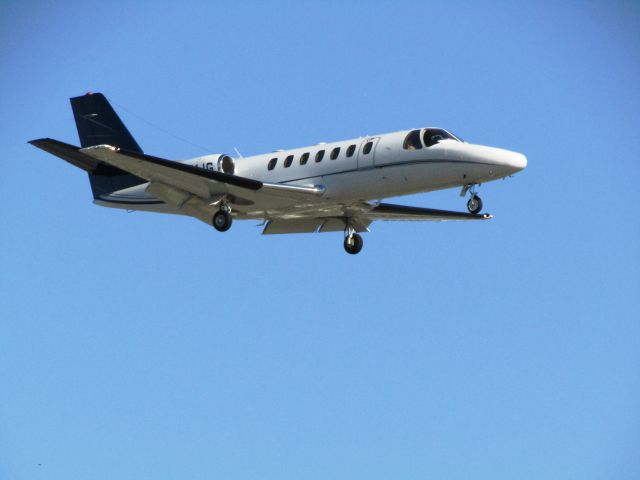 Cessna Citation V (N501JG) - Landing RWY 20R