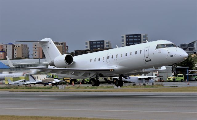 Canadair Regional Jet CRJ-200 (C-FWRR)