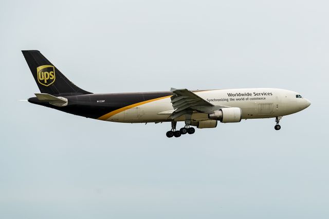 Airbus A300F4-600 (N122UP)