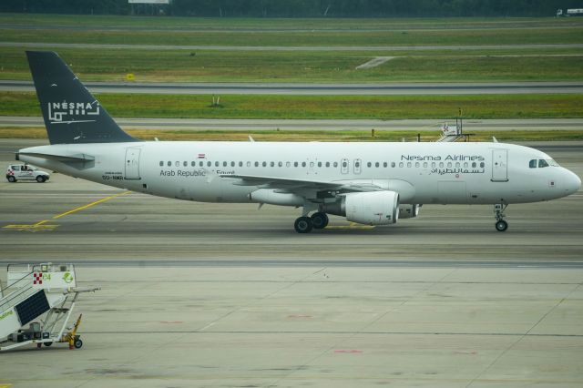 Airbus A320 (SU-NMR)