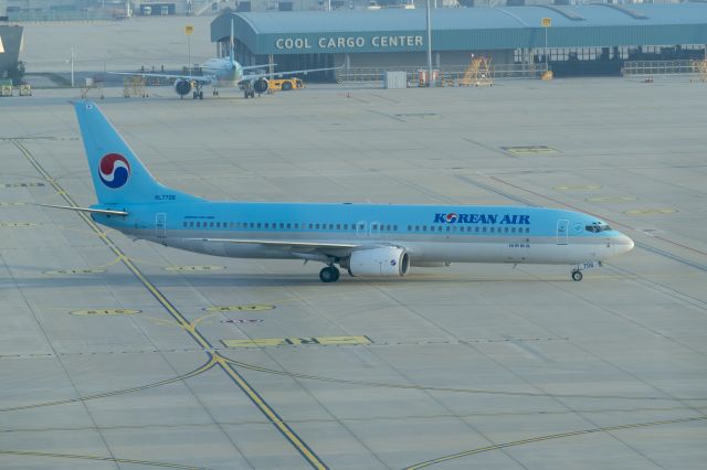 Boeing 737-900 (HL7706)