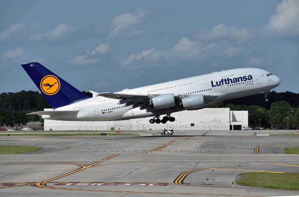 Airbus A380-800 (D-AIMJ) - Note airport operations vehicle and photographer for scale!