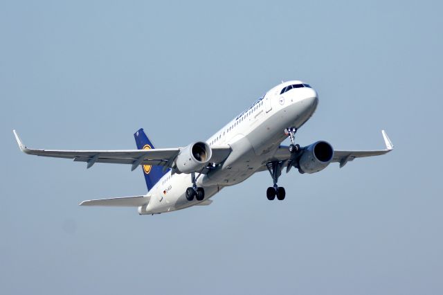 Airbus A320 (D-AIUV)