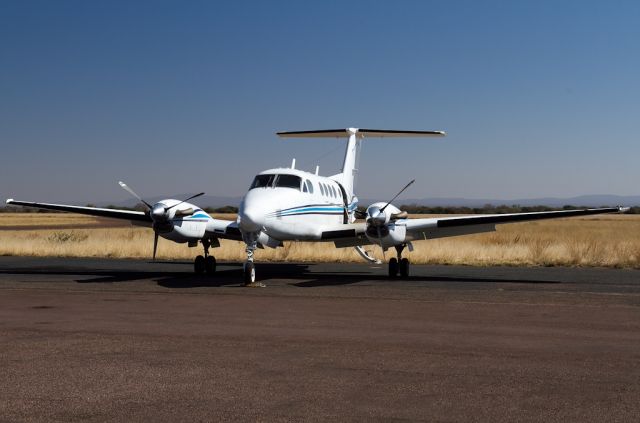 Beechcraft Super King Air 200 —