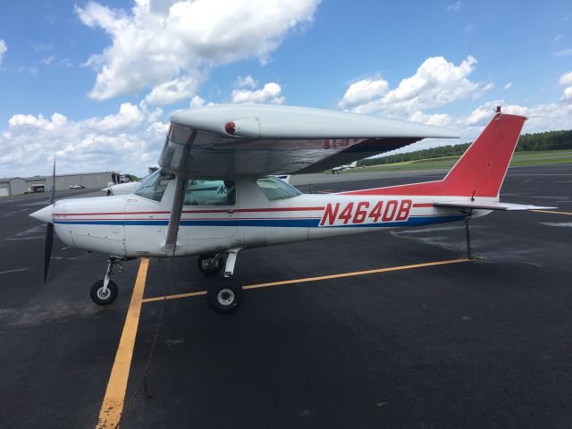 Cessna 152 (N4640B) - Flight lesson day at Wings of Carolina Flying Club! Doing a solo flight! In this Cessna 152, N4640B. Taken July 10, 2020.