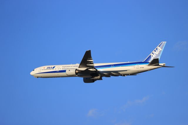 BOEING 777-300 (JA753A) - April 22, 2023:CTS-HND.