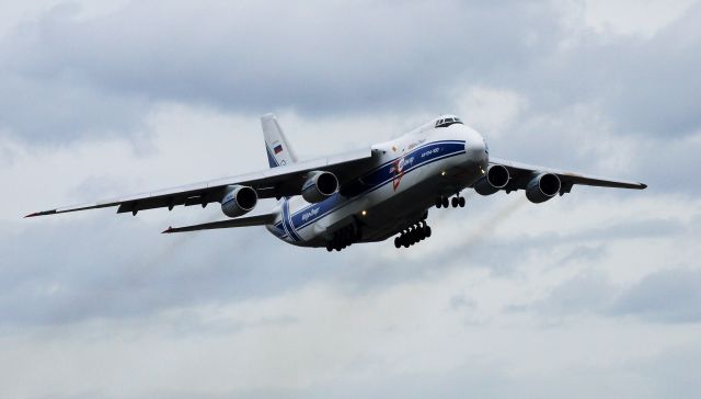 Antonov An-124 Ruslan (RA-82046) - VDA2665 climbs from runway 16R for a flight to KNUQ on 2/26/13.