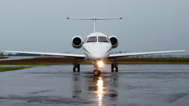 Embraer ERJ-145 (FAB2526)
