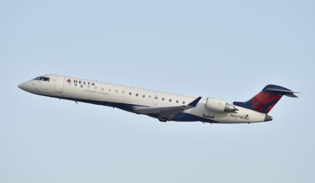 Canadair Regional Jet CRJ-700 (N607SK) - Departing LAX