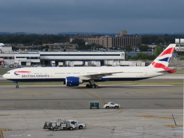 BOEING 777-300 (G-STBH)