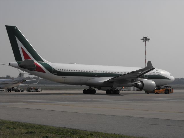 Airbus A330 (EI-EJL)