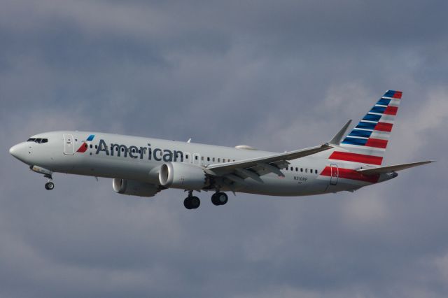 Boeing 737 MAX 8 (N310RF)