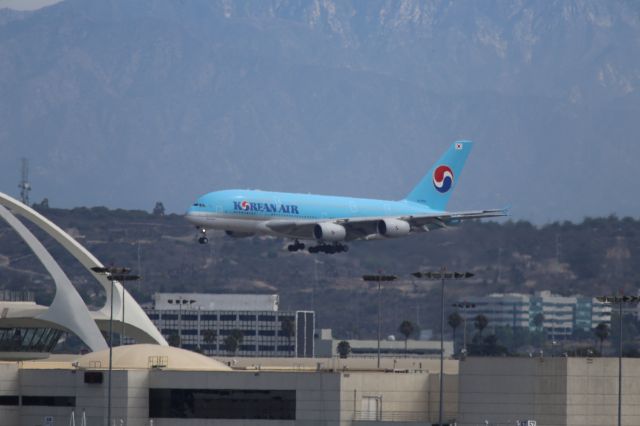 Airbus A380-800 (HL7614)