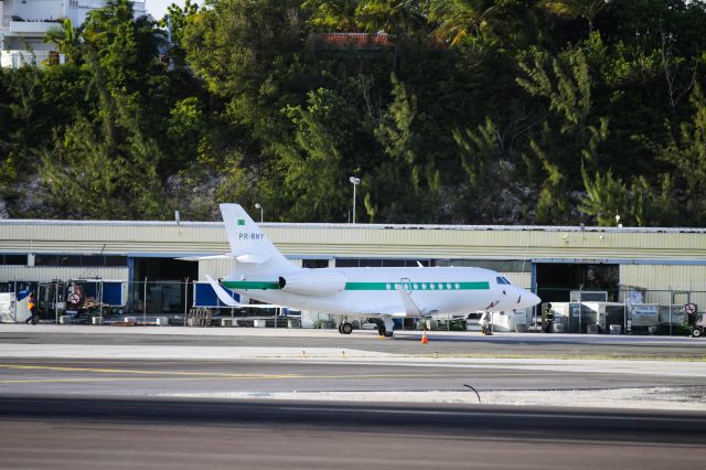 Dassault Falcon 2000 (PR-RNY)