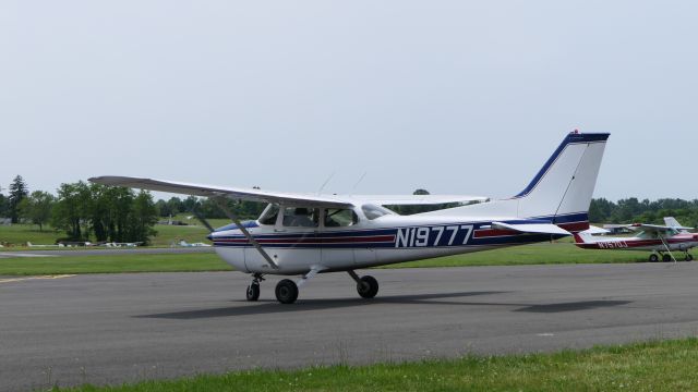 Cessna Skyhawk (N19777)
