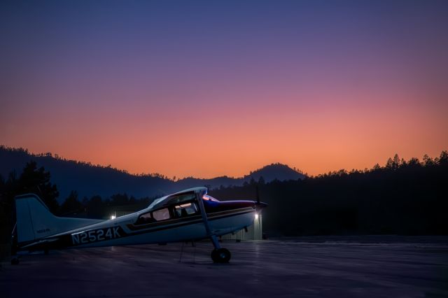 Cessna Skywagon 180 (N2524K) - Beautiful Cessna 180 Skywagon backdropped by a beautiful sunset over Big Bear Lake, California.