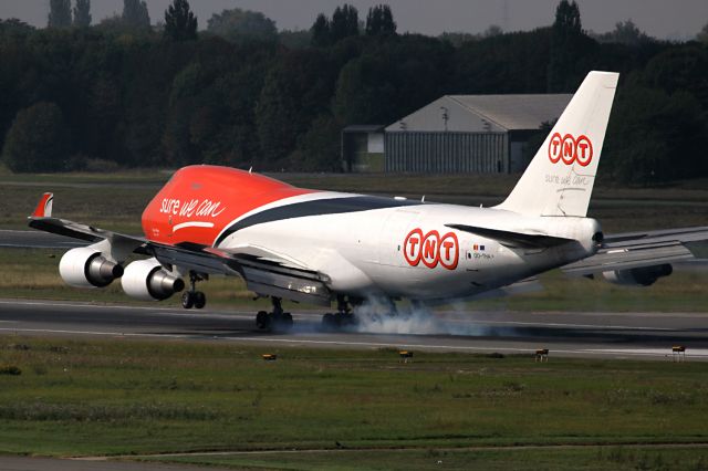 Boeing 747-400 (OO-THA)