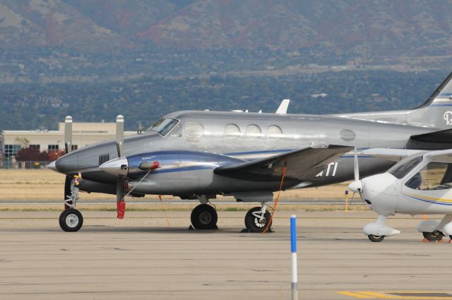 Beechcraft King Air 90 (C-FGTI)