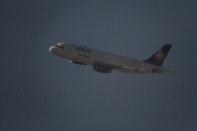 Airbus A320 (N512VL) - DEPARTURE 27 MMTJ