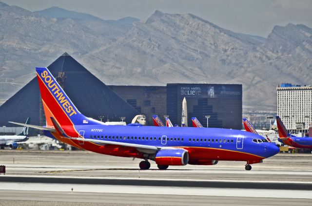 Boeing 737-700 (N777QC) - N777QC Southwest Airlines 2000 Boeing 737-7H4 - cn 30592 / ln 621 - Las Vegas - McCarran International (LAS / KLAS)br /USA - Nevada, August 22, 2013br /Photo: Tomás Del Coro