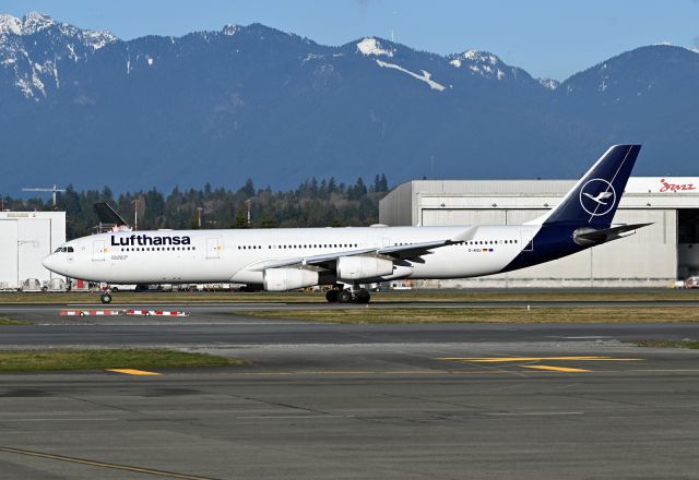 Airbus A340-300 (D-AIGU)