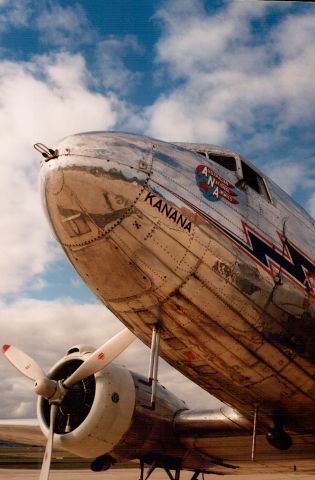 Douglas DC-3 (VH-ABR)