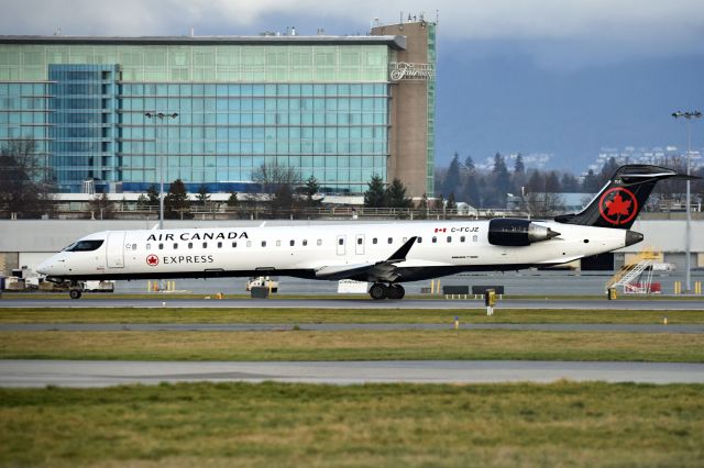 Canadair Regional Jet CRJ-900 (C-FCJZ)