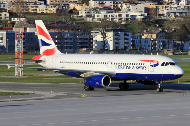 Airbus A320 (G-MIDY)