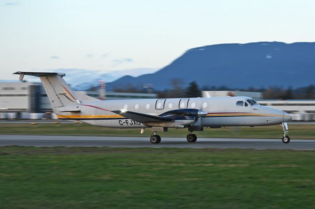 Beechcraft 1900 (C-FJXO)