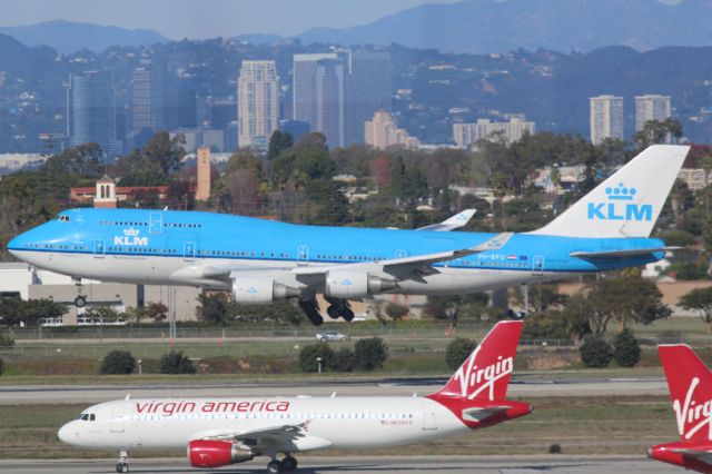 Boeing 747-400 (PH-BFU)