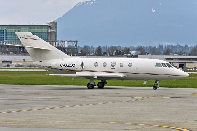 Dassault Falcon 20 (C-GZOX)