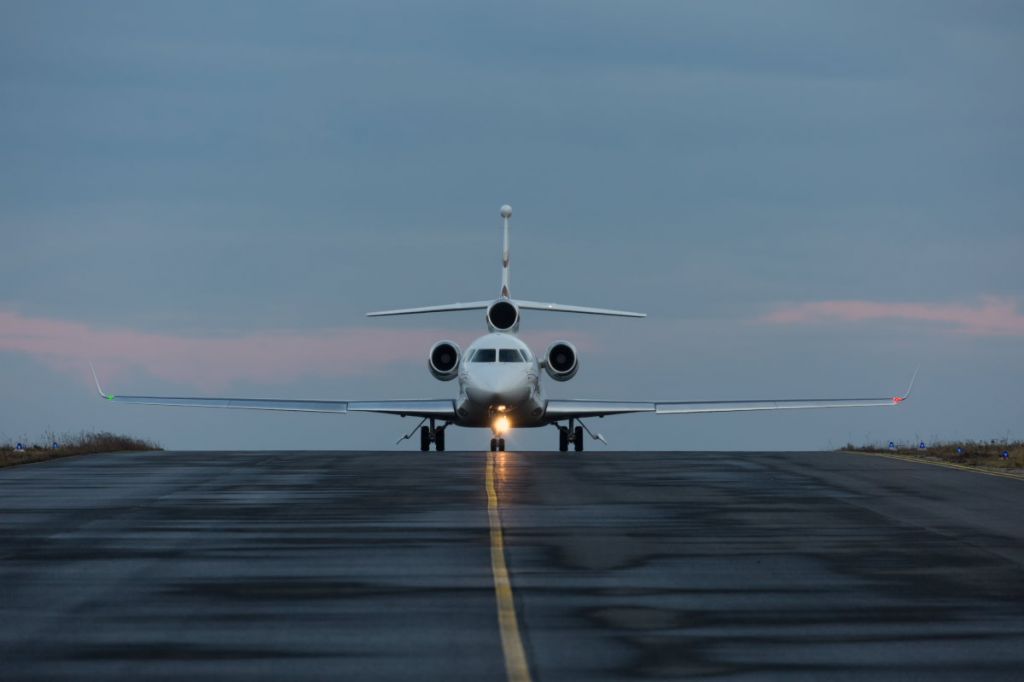 Dassault Falcon 7X (M-WING)
