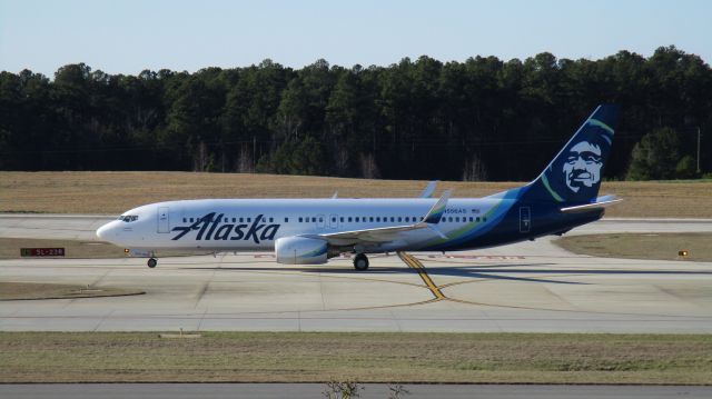 Boeing 737-800 (N556AS)