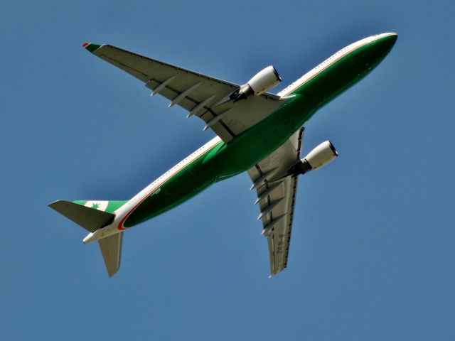 Airbus A330-300 (B-16312)