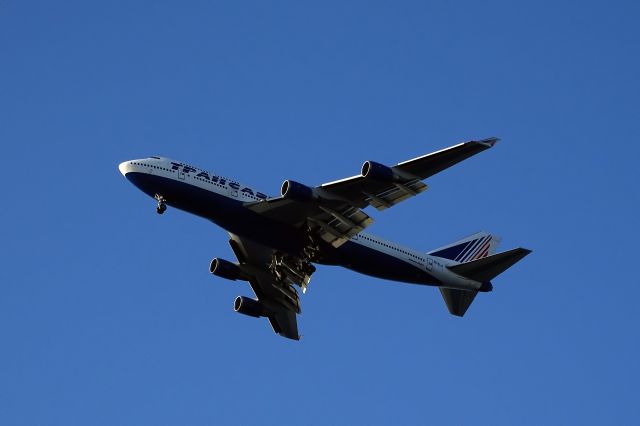 Boeing 747-200 (EI-XLJ)