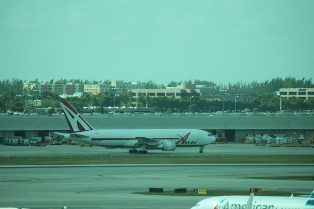 BOEING 767-200 (N740AX) - 121013 ABX taxiing in to Cargo City from Rwy 9