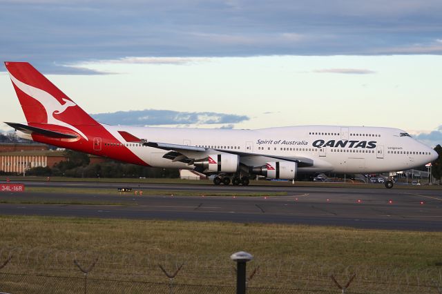 Boeing 747-400 (VH-OEI) - on 24 November 2018