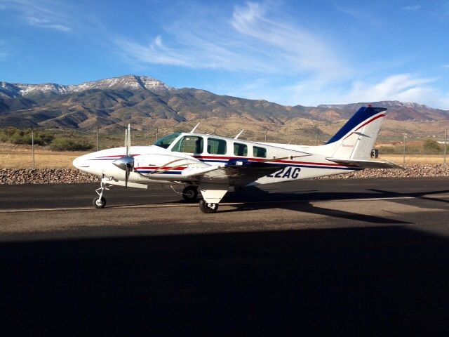 Beechcraft Baron (58) (N722AG)