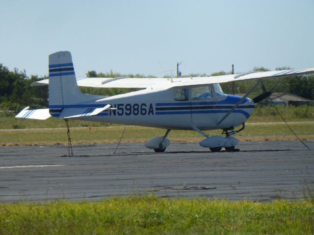 Cessna Skyhawk (N5986A)