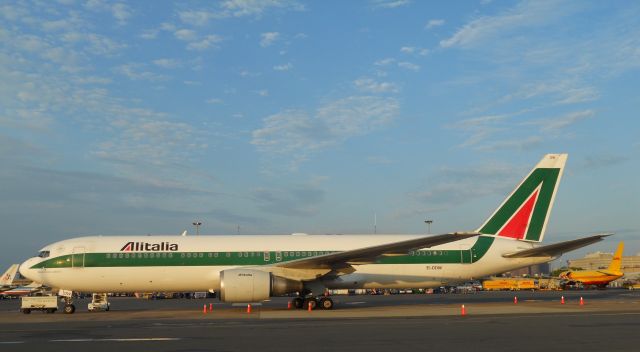 BOEING 767-300 (EI-DDW) - Sebastiano Caboto