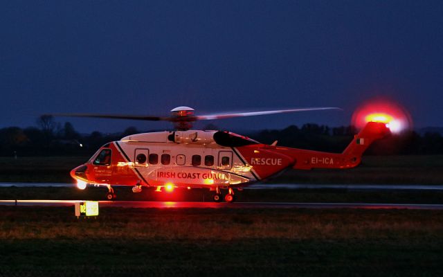 Sikorsky Helibus (EI-ICA) - irish coast guard s-92 ei-ica landing at shannon this evening 20/12/14.