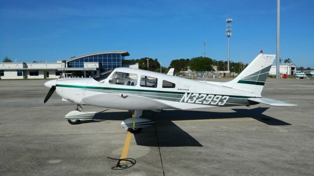 Piper Cherokee (N32993)