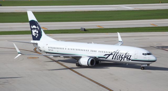 Boeing 737-900 (N471AS) - Boeing 737-990(ER)(WL) arriving from Seattle on the evening of the 16th of May, 2018. Click on full size.