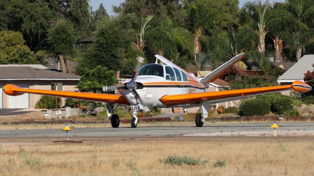 Beechcraft 35 Bonanza (N815Q)