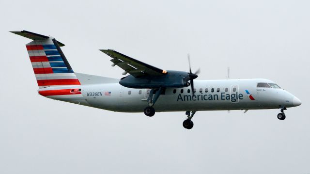 de Havilland Dash 8-300 (N336EN) - One of Piedmonts few remaining Dash-8s landing on 9L in poor weather