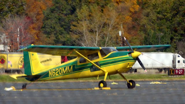 Cessna Skywagon 180 (N620MM)